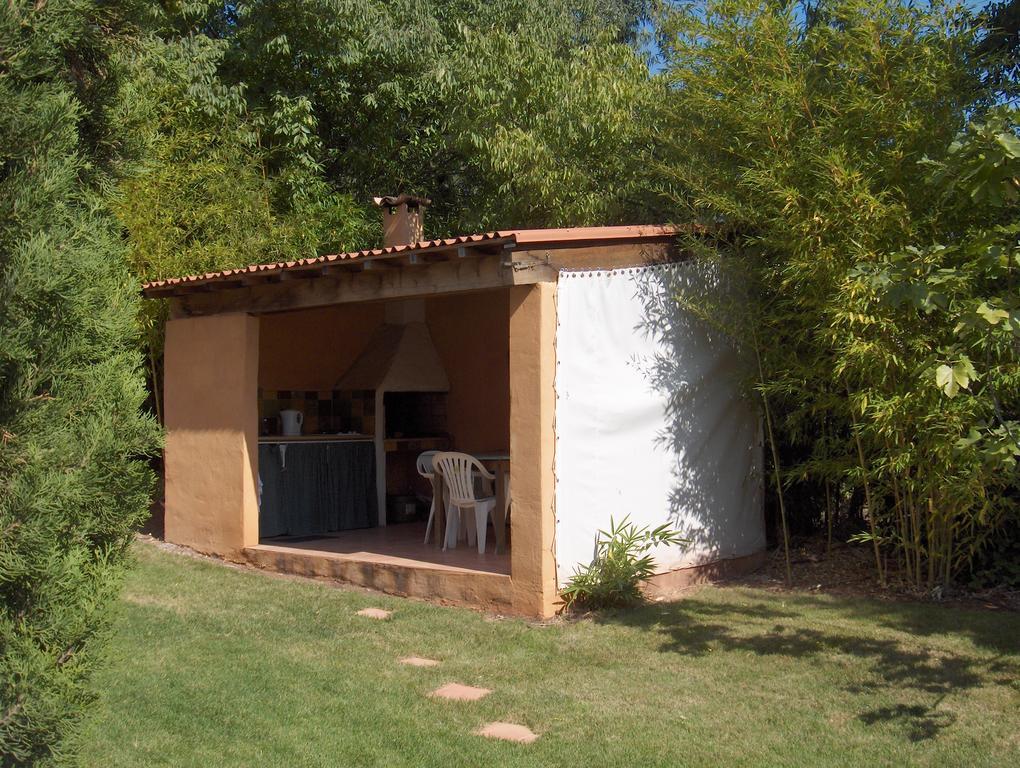 La Genestiere Bed & Breakfast Clermont-l'Herault Exterior photo
