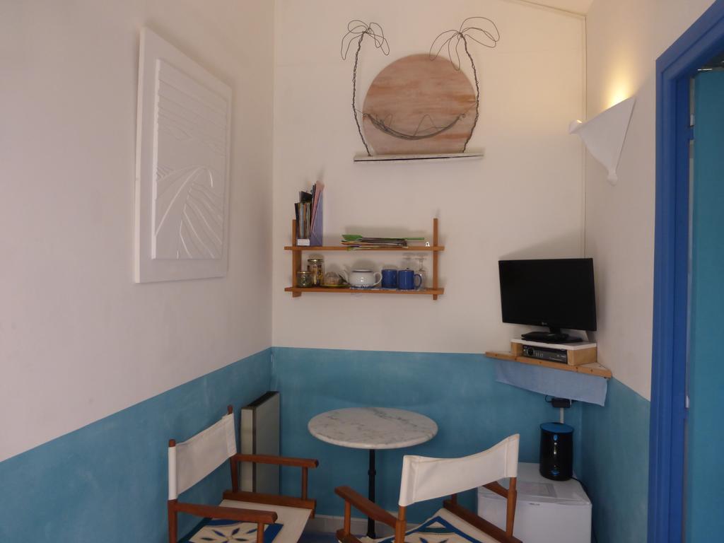 La Genestiere Bed & Breakfast Clermont-l'Herault Exterior photo