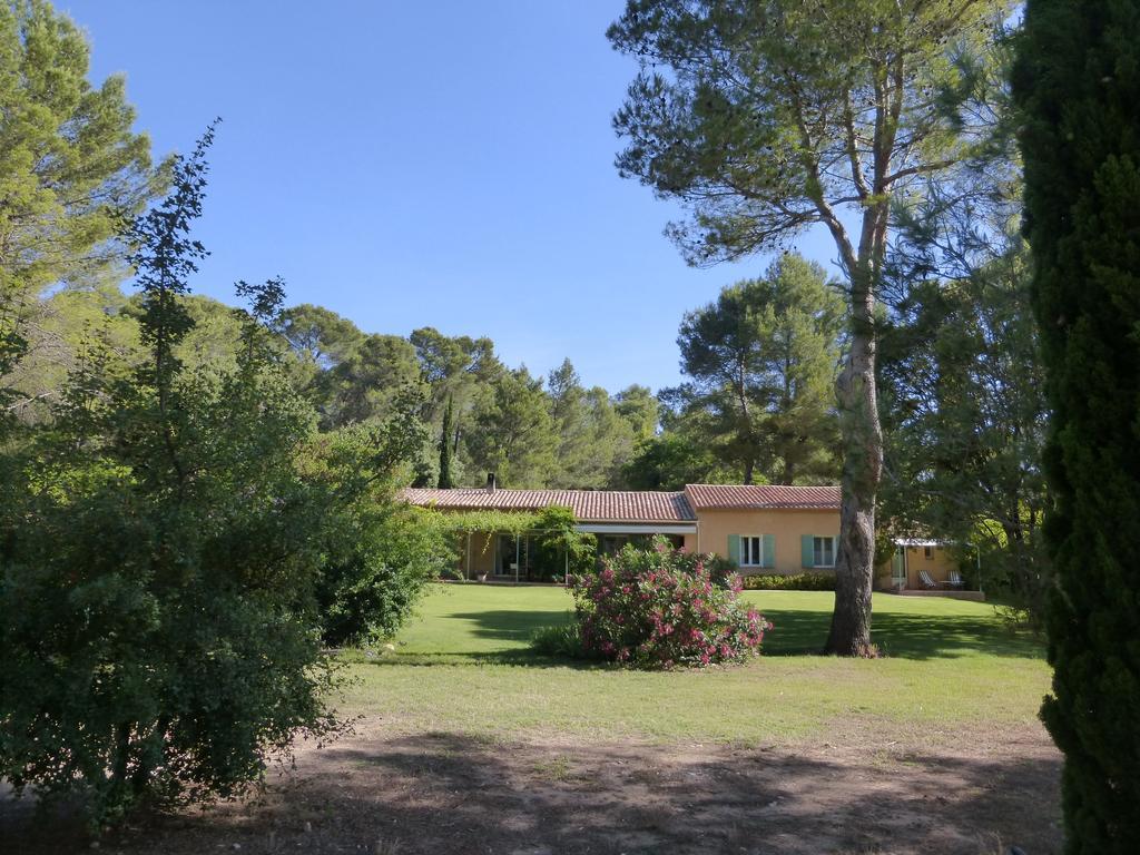 La Genestiere Bed & Breakfast Clermont-l'Herault Exterior photo